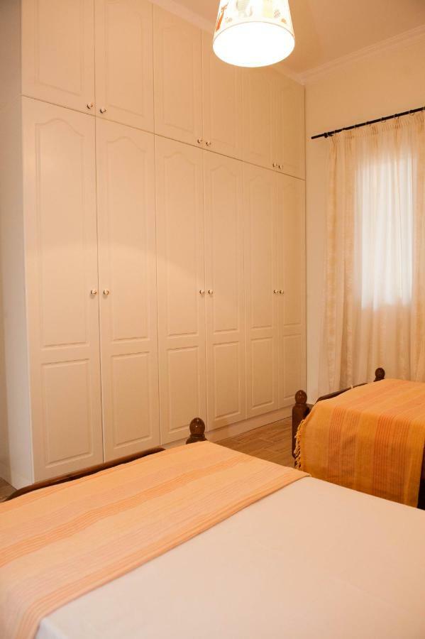 Polikseni House Vila Agios Gordios  Exterior foto